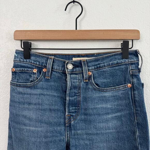 Levi's Wedgie High-Rise Button Fly Straight Crop Denim Jeans Jive Sound Blue 25 - Picture 6 of 13